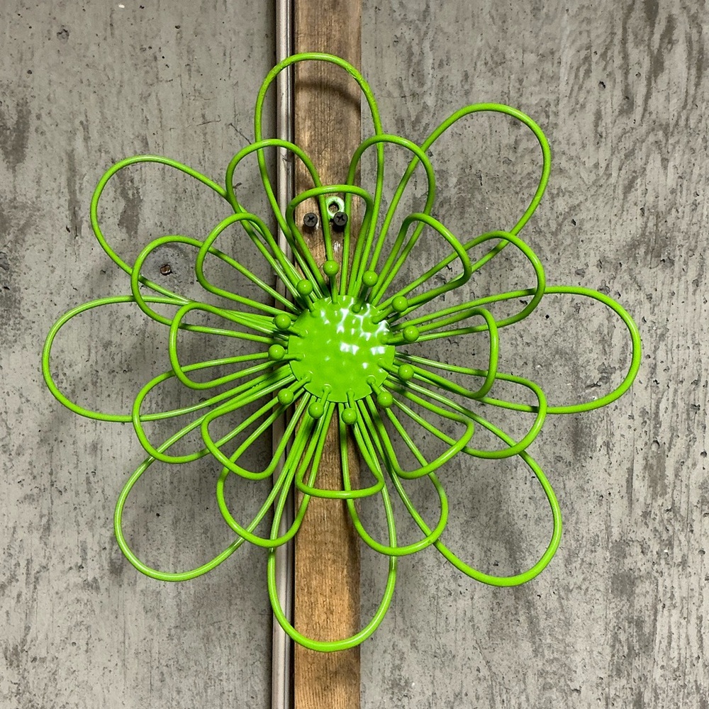 Glossy Metal Flower Wall Sculptures Green Modern Wall Mounted Decor